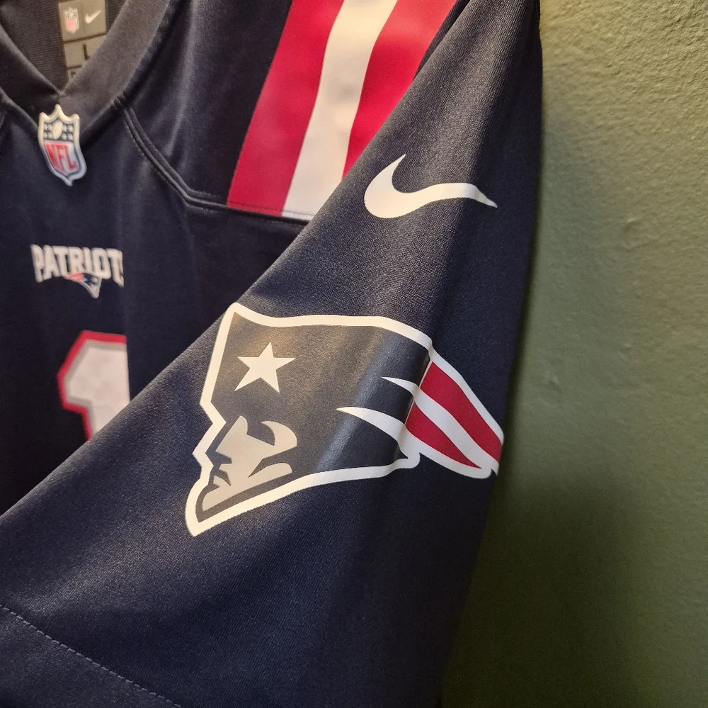 Nike New England Patriots Cam Newton #1 NFL On Field Jersey Size Large Navy - Picture 3 of 4